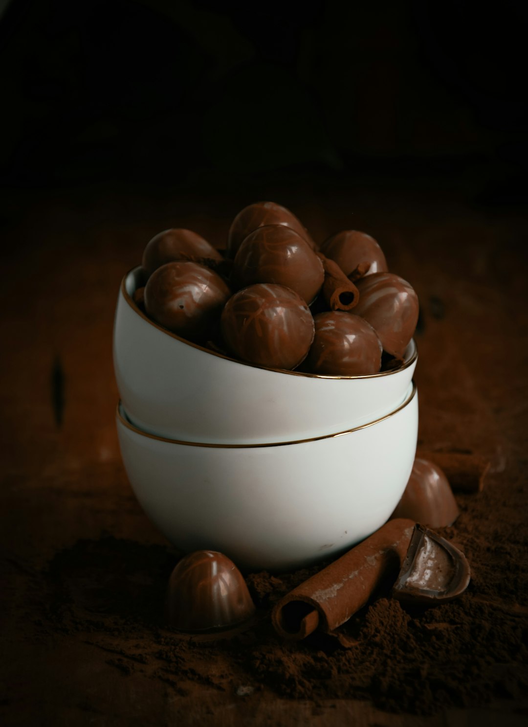 The Irresistible Blend of Crisp Cookies and Silky Chocolate
