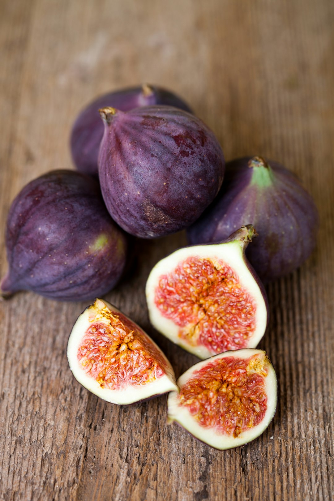 The Secret to Picking Perfect Figs from Your Tree